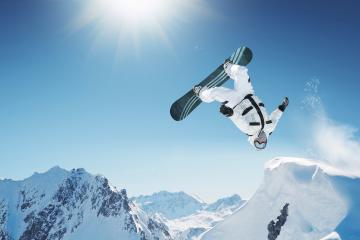 开云下载-跨越大洋的征服，阿克一锤定音，勒沃库森友谊赛力克墨西哥美洲