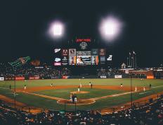 开云体育入口-终场哨响，另一个舞台的惊艳