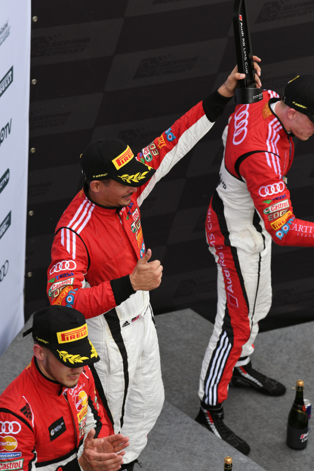 开云体育-关于卫冕冠军发起追击,全部主场战力全取三分的信息