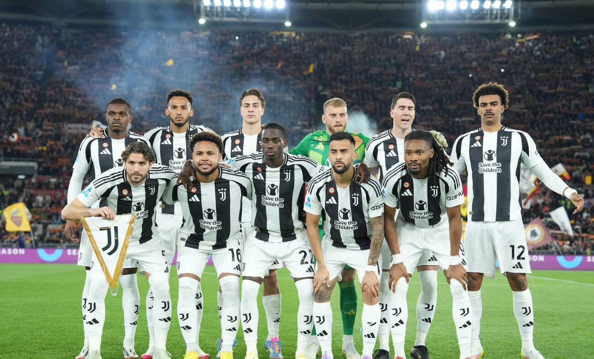 开云体育官方网站-尤文图斯客场不敌对手，小组竞争激烈