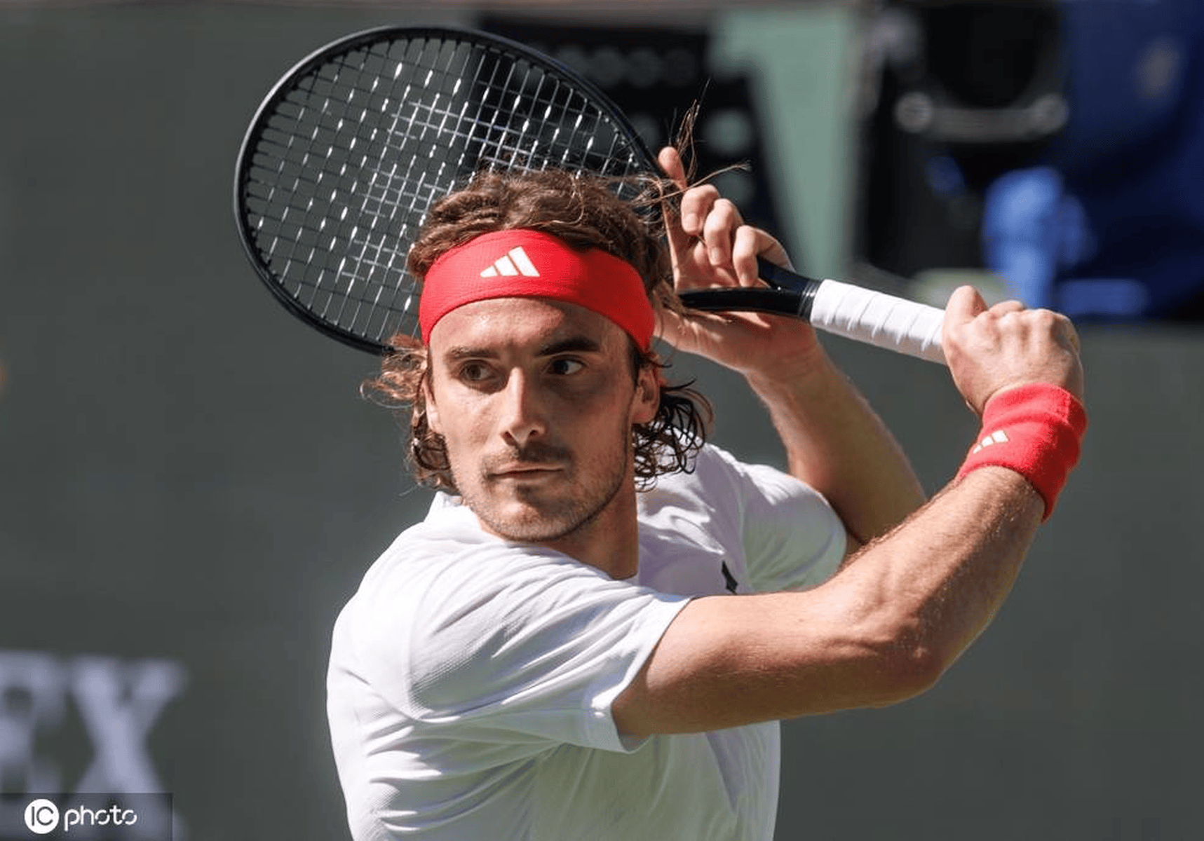 开云体育下载-温网完胜戴维斯杯,西西帕斯刷新纪录