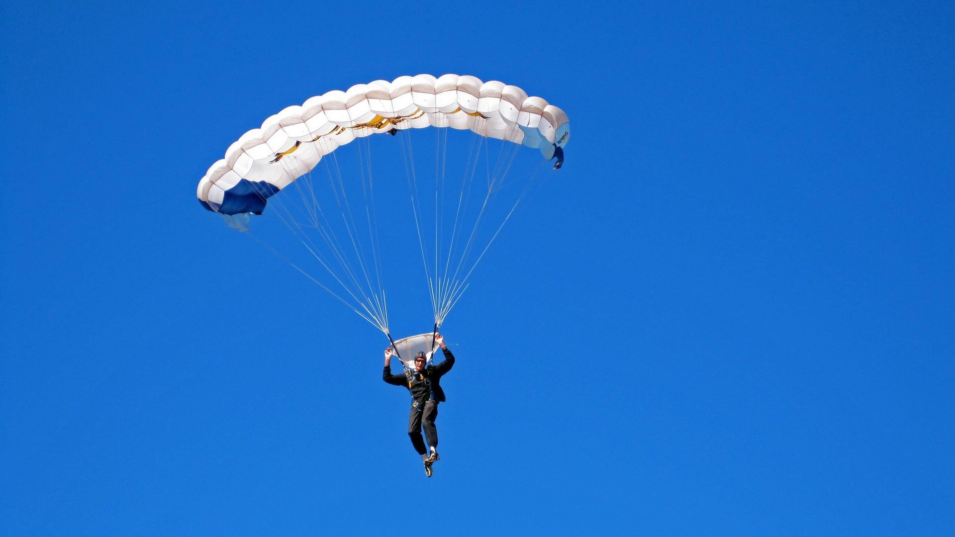 开云平台-当东方神秘力量遇上NBA豪门，深圳队惊天翻盘，武切维奇惊艳四座